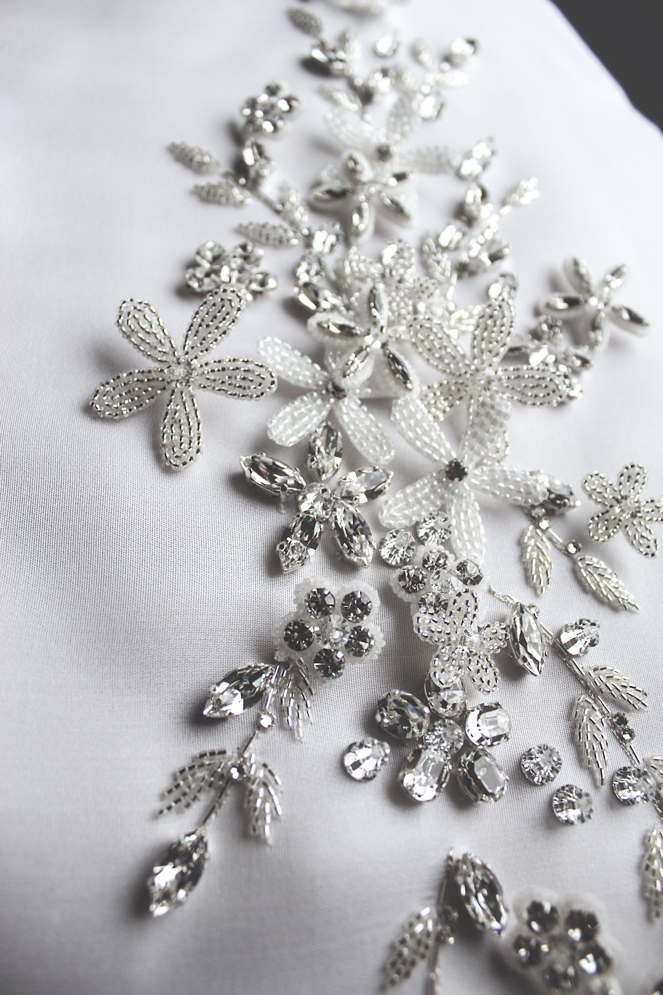 broderie de fleurs style Diorettes